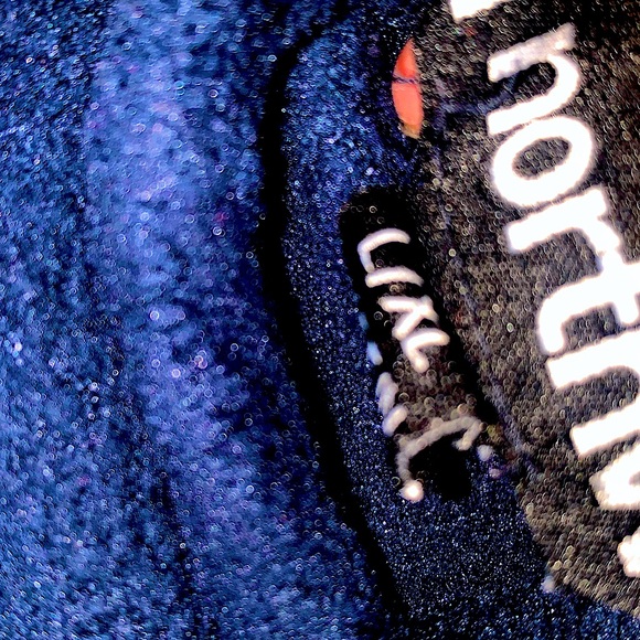 Toronto maple leafs “ house coat “ male/female ( no waste tie belt loop ) - Picture 5 of 5